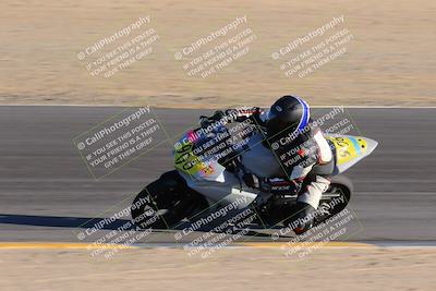 media/Dec-04-2022-CVMA (Sun) [[e38ca9e4fc]]/Race 12 500 Supersport-350 Supersport/